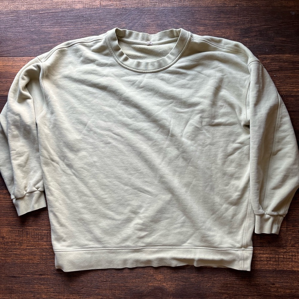 Women's Lululemon Sweatshirt Green Solid NO TAG Pullover Active Casual Gym Logo